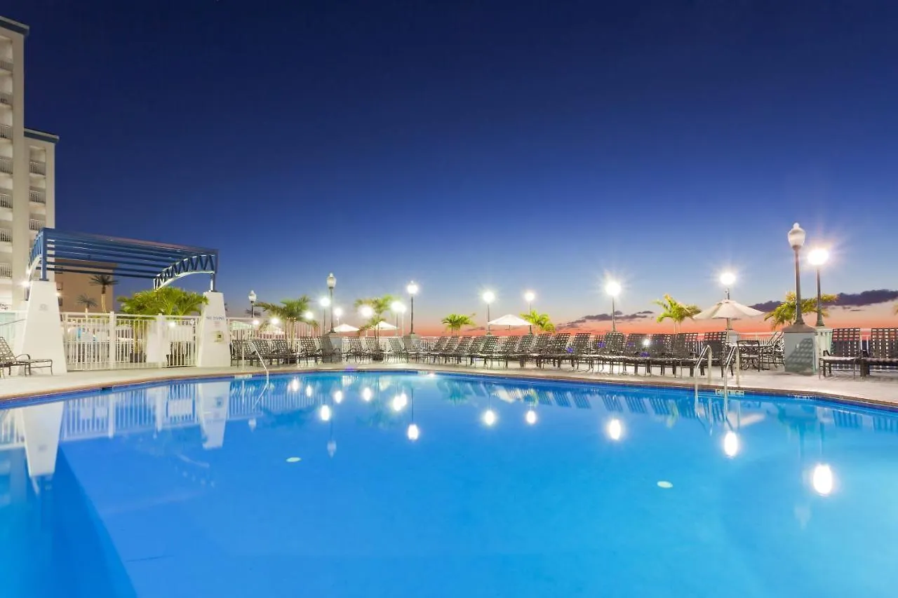 Holiday Inn & Suites Ocean City By Ihg 3*,